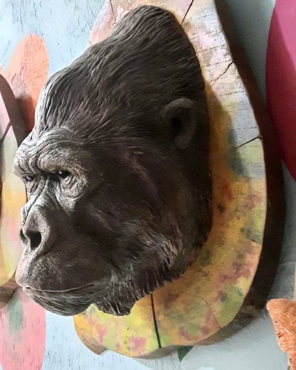 Artists Create Sculptures that look unbelievable Real1