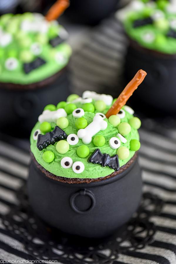 Easy Cauldron Cupcakes Recipe