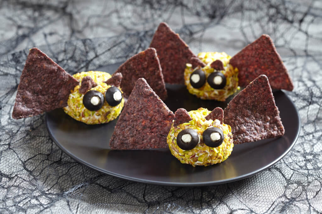 Halloween cheese balls 1024x683 1